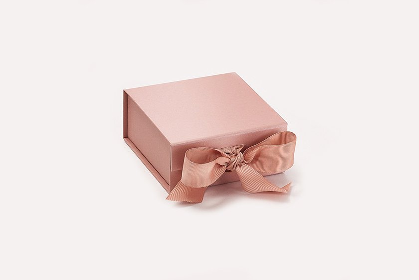 Gift Boxes & Envelopes